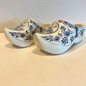 Vintage Holland Wooden Carved 6" White & Blue DUTCH Decorative Shoes